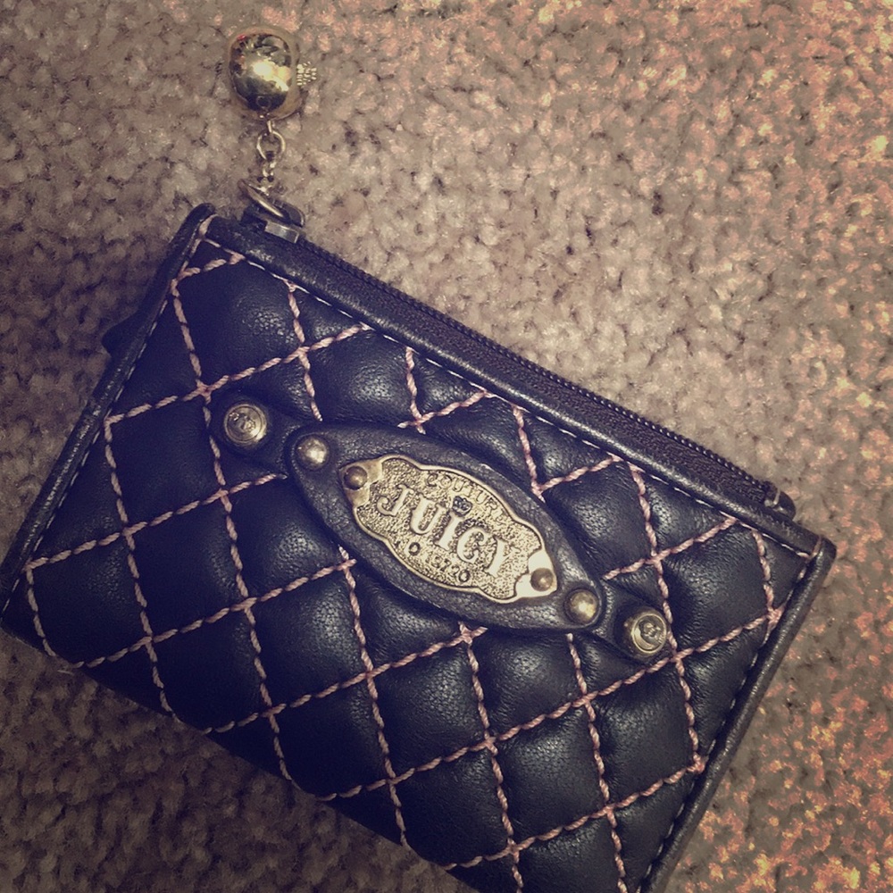 [Send Offers] Juicy Couture coin purse